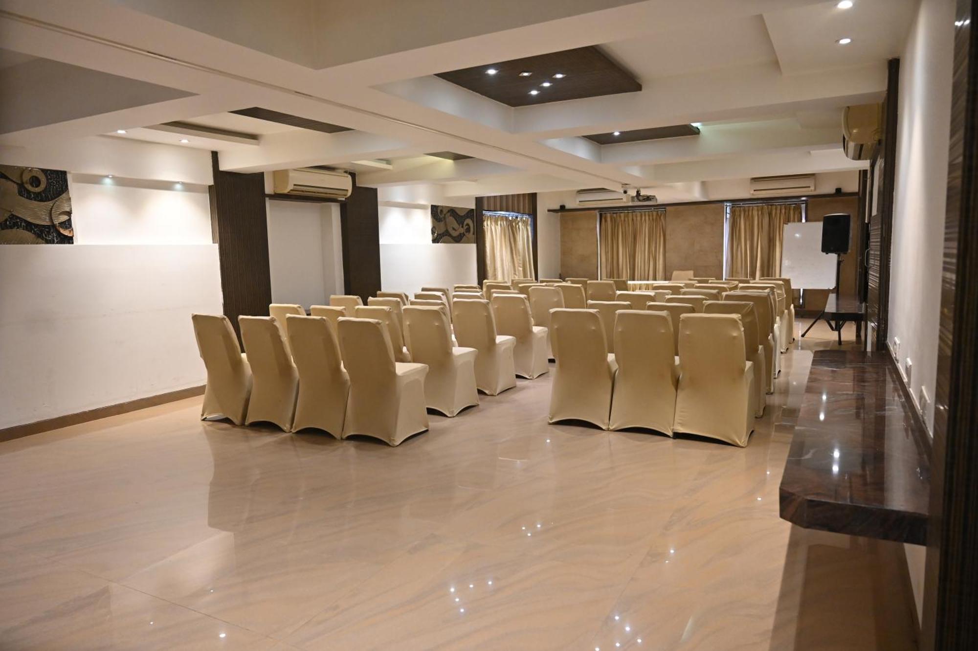 Hotel Kumar By Turtle,