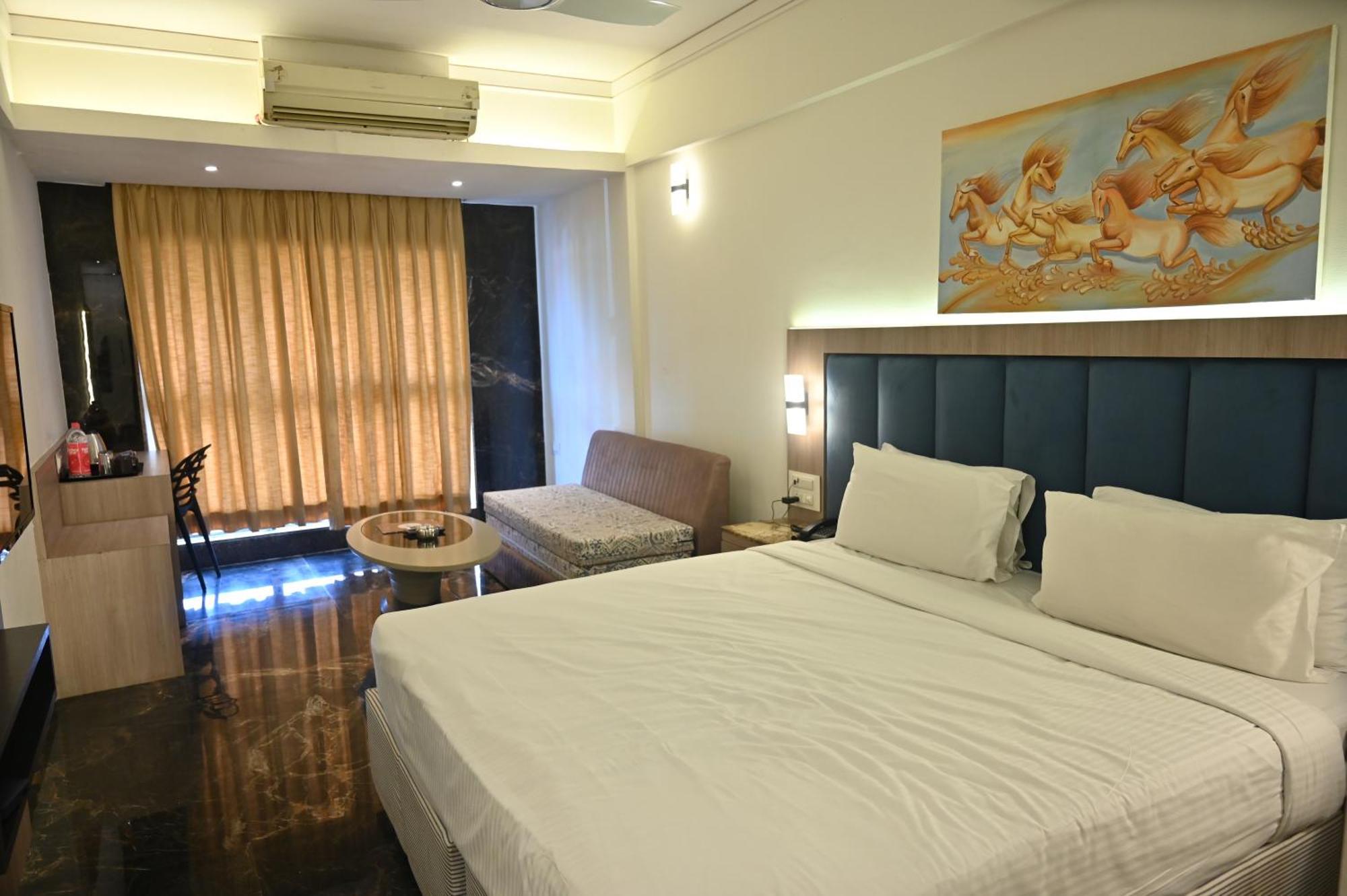 Kumar By Turtle, 4* Lonavala
