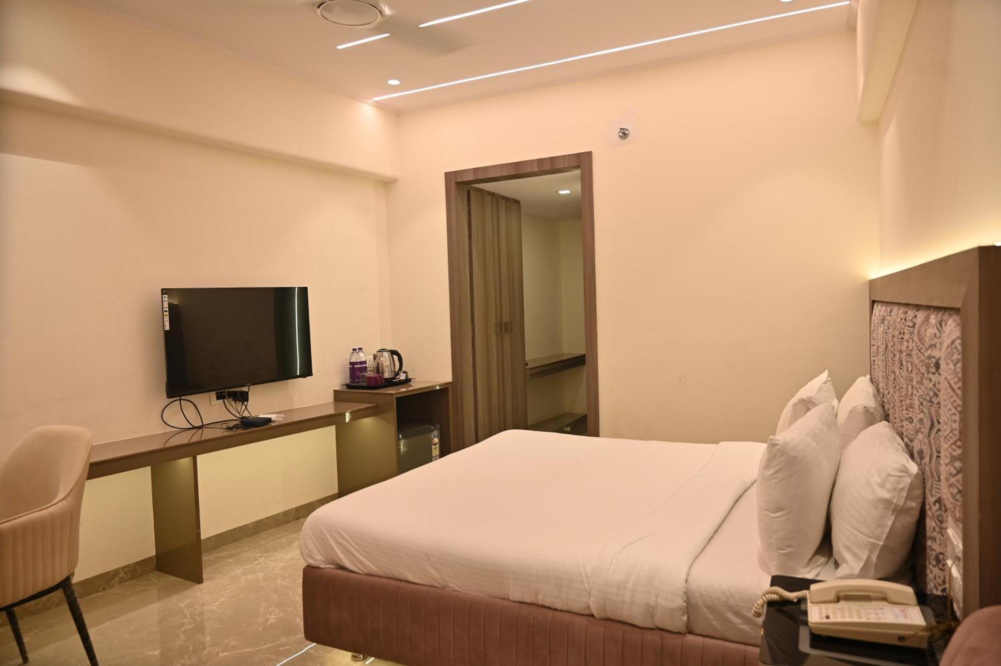 Kumar By Turtle, 4* Lonavala