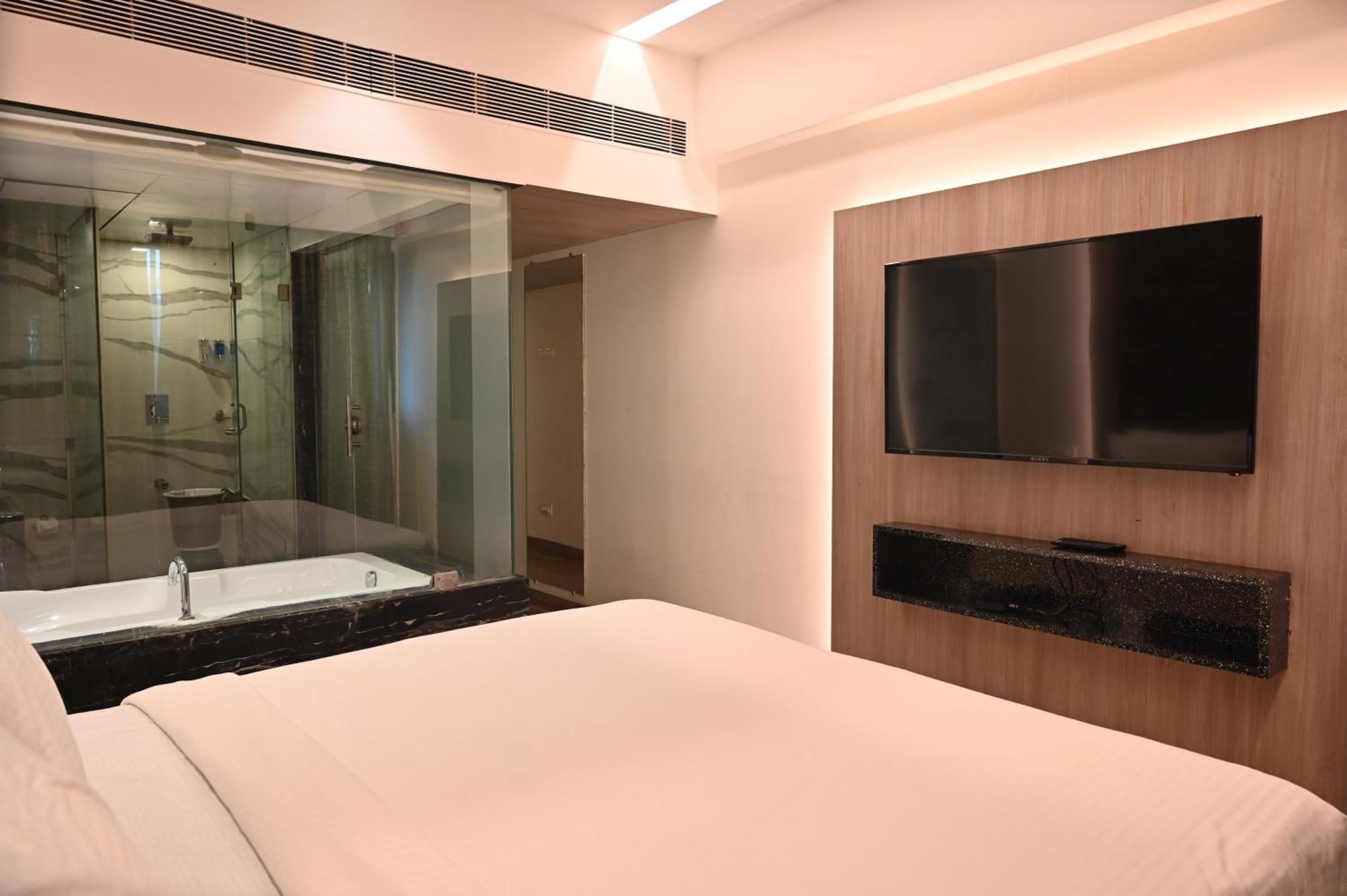 Kumar By Turtle, Hotel 4*
