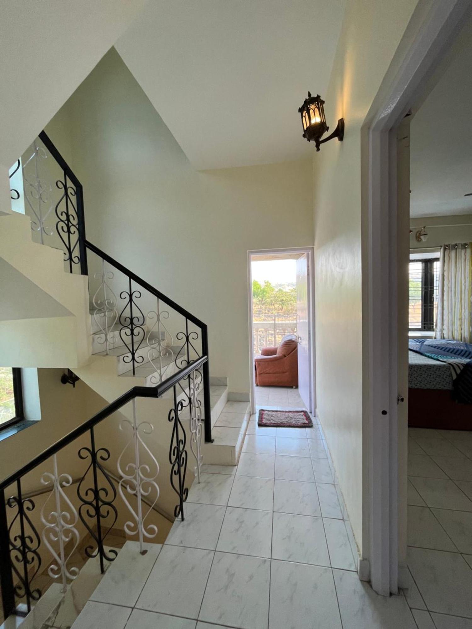 Royal 3 - 3bhk With Swimming Pool * Lonavala