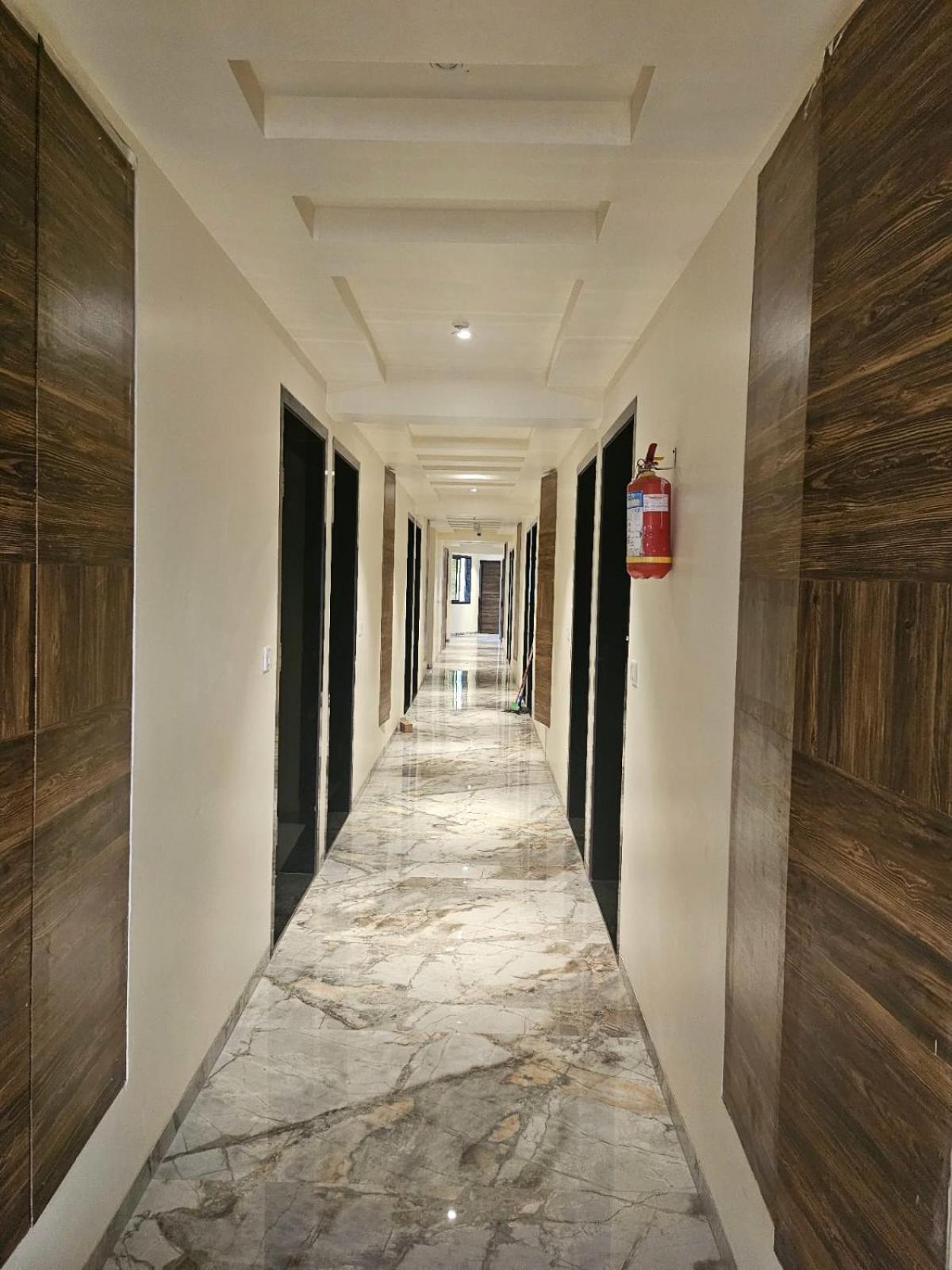 Hotel Vantage Point & 3*