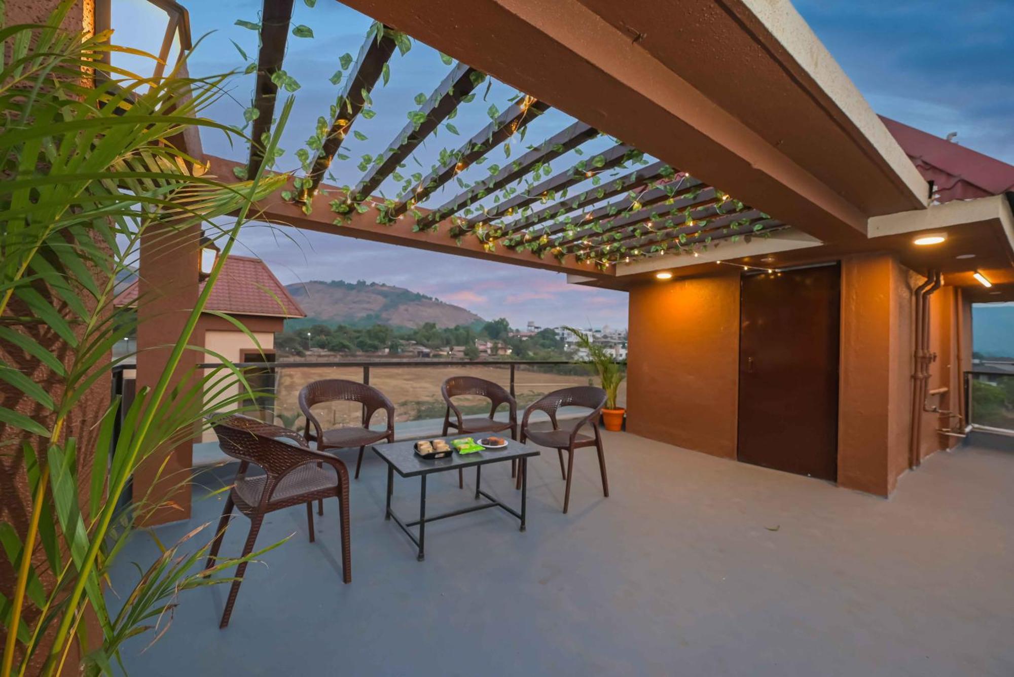 Canary By Tropicana Villa