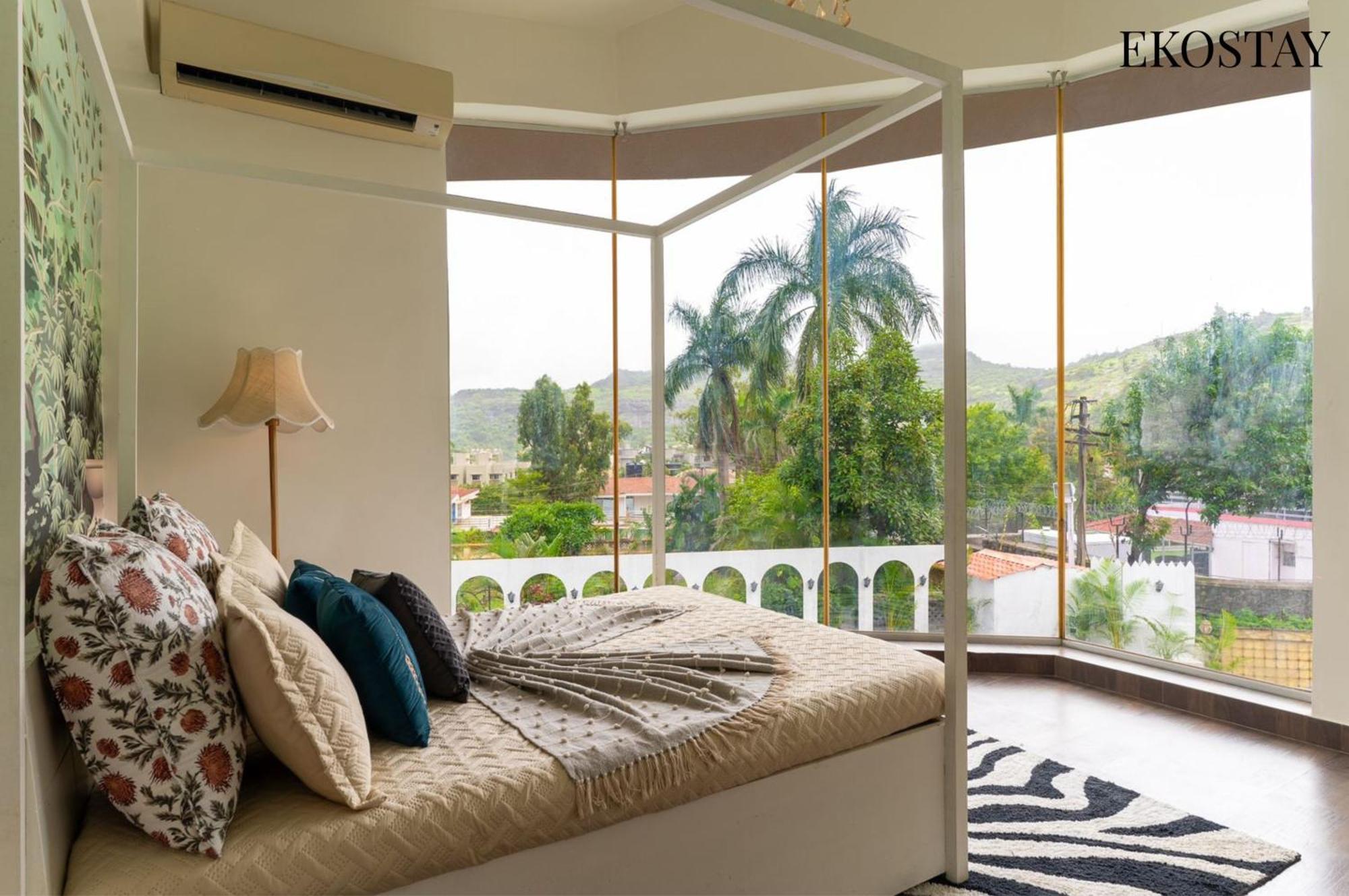 Villa Ekostay - 8bhk La Flamingo With Private Turf
