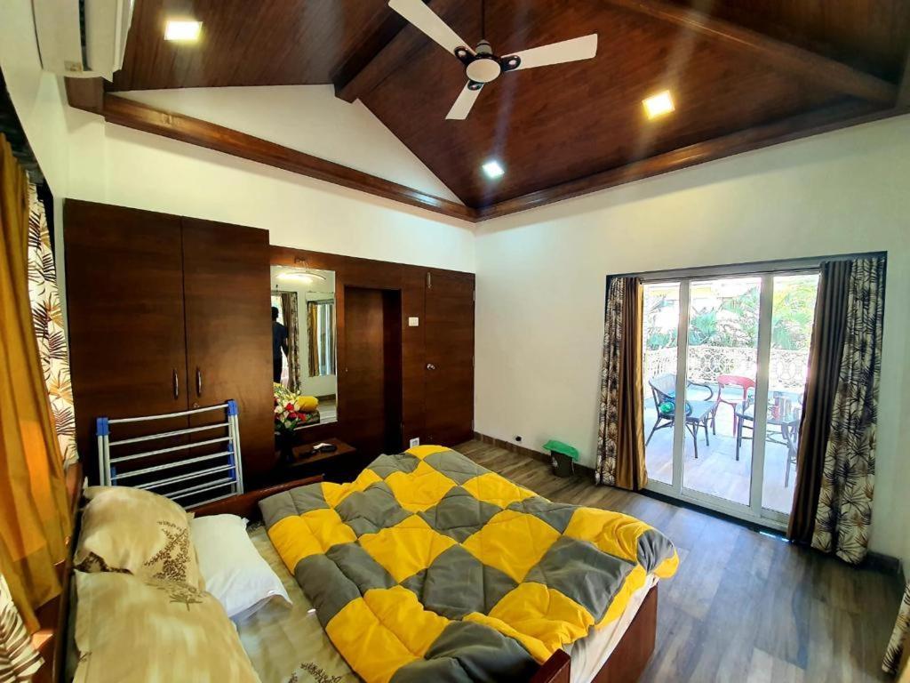 Villa Hillside Crystal
