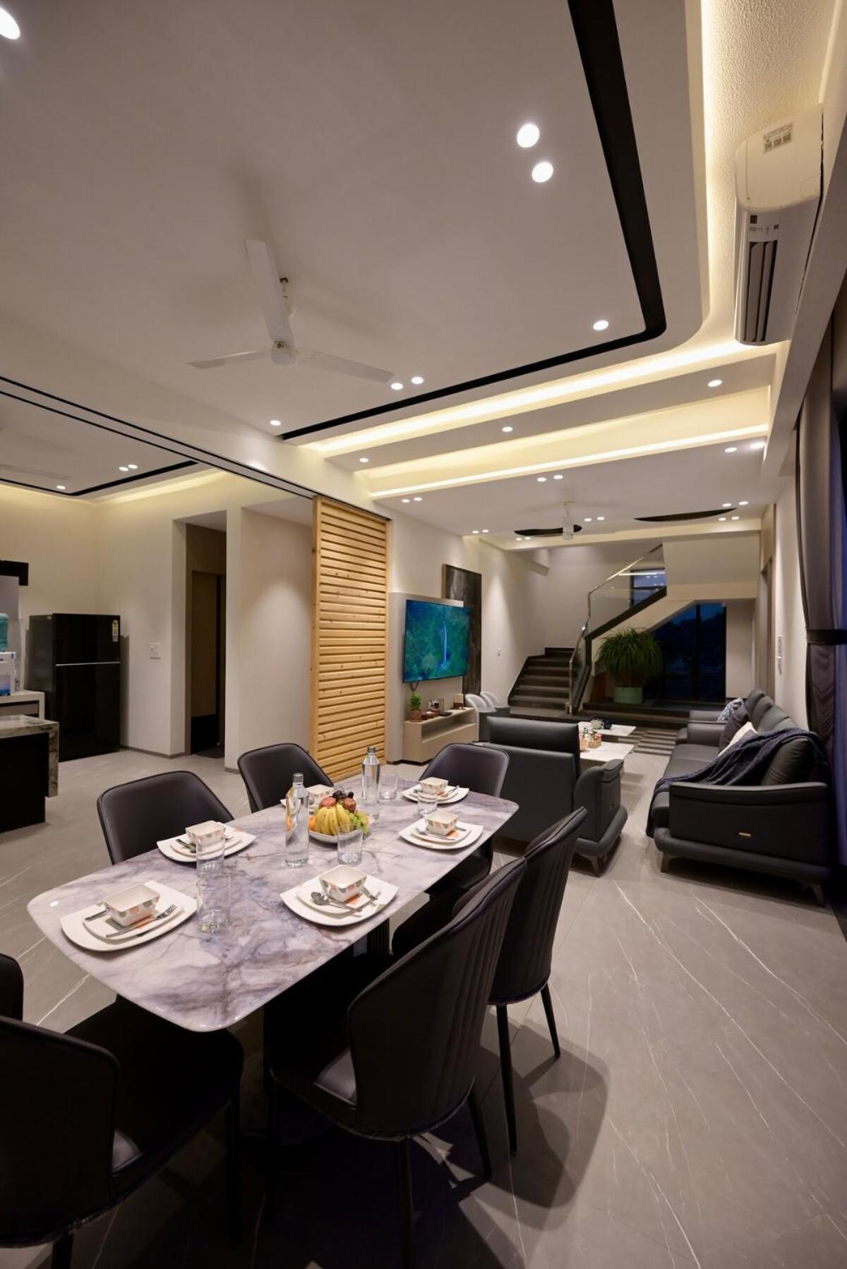 Emerald Bliss With Heated Pool & Outdoor Theatre Apartment Lonavala