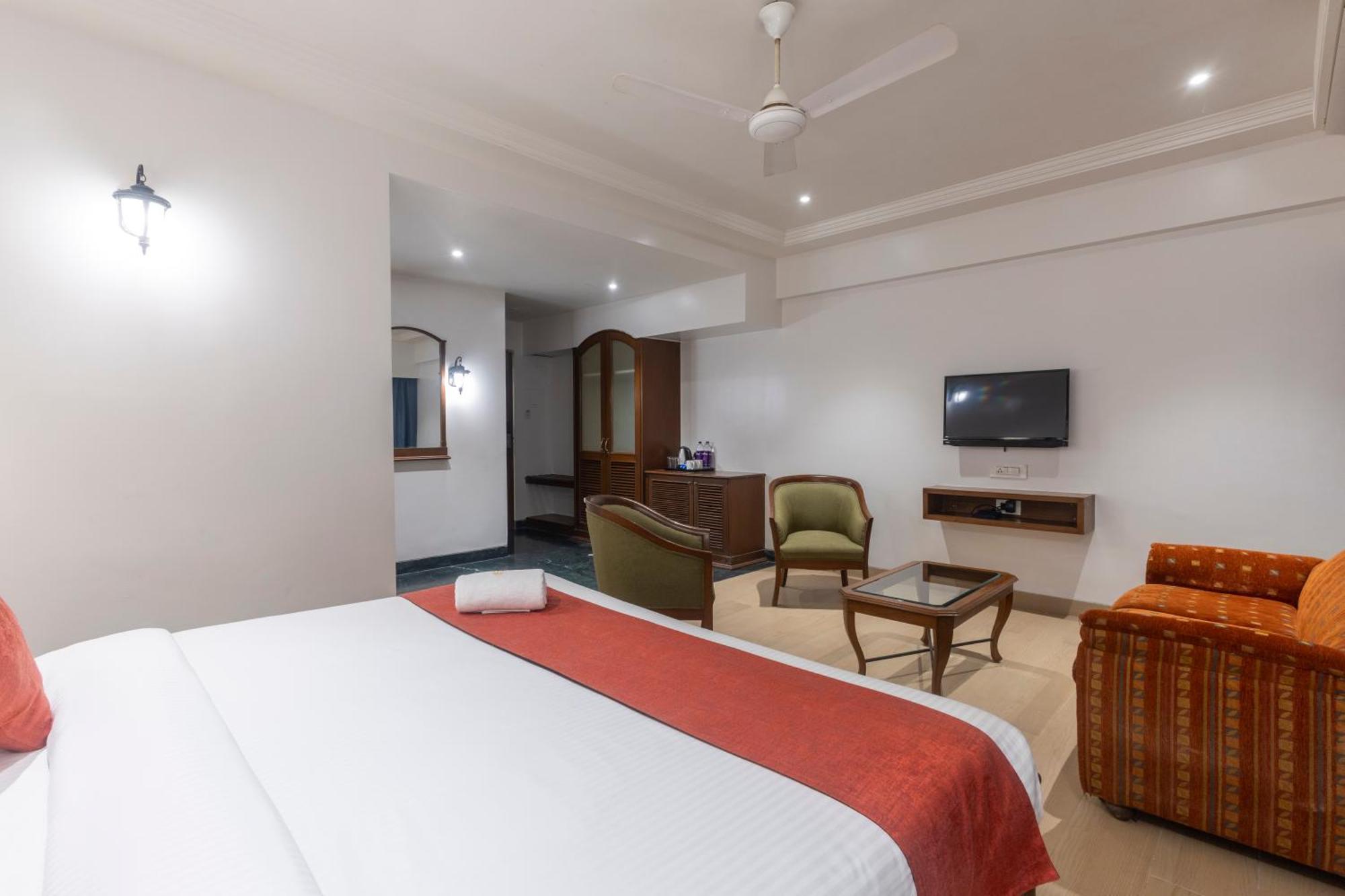 The Metropole By Keyboard Lonavala