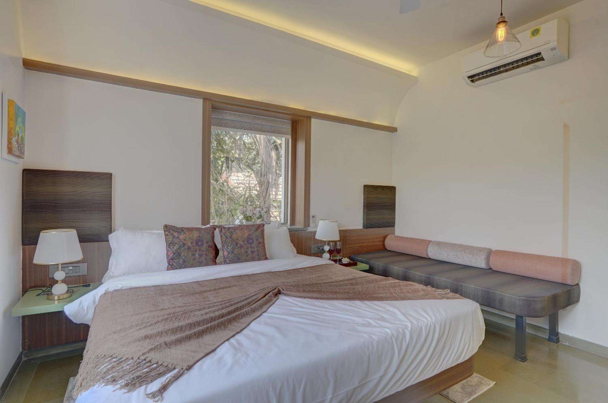 Villa Alaya Adarsh Elegant 3-bhk With Private Pool Lonavala