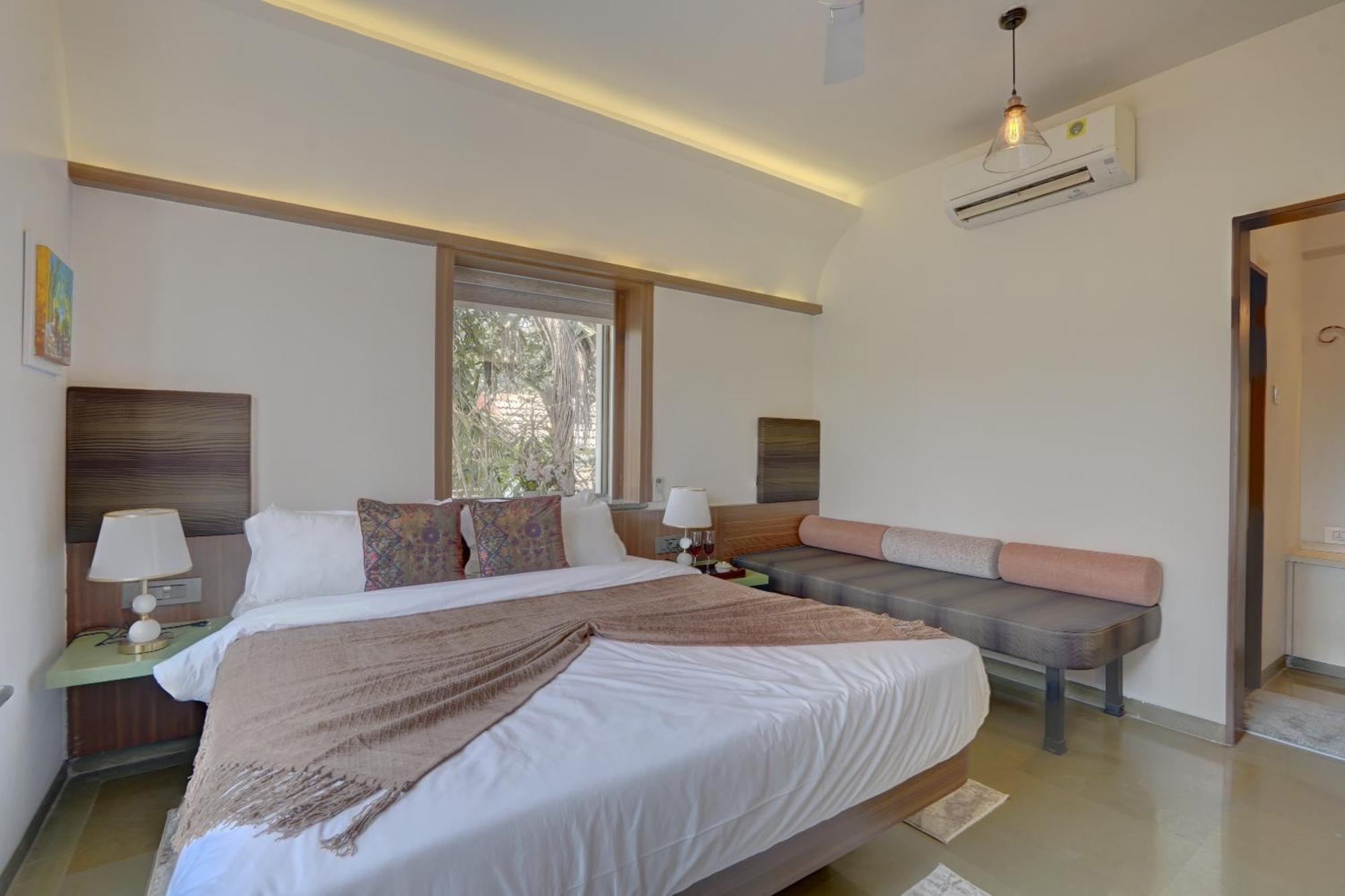 Villa Alaya Adarsh Elegant 3-bhk With Private Pool