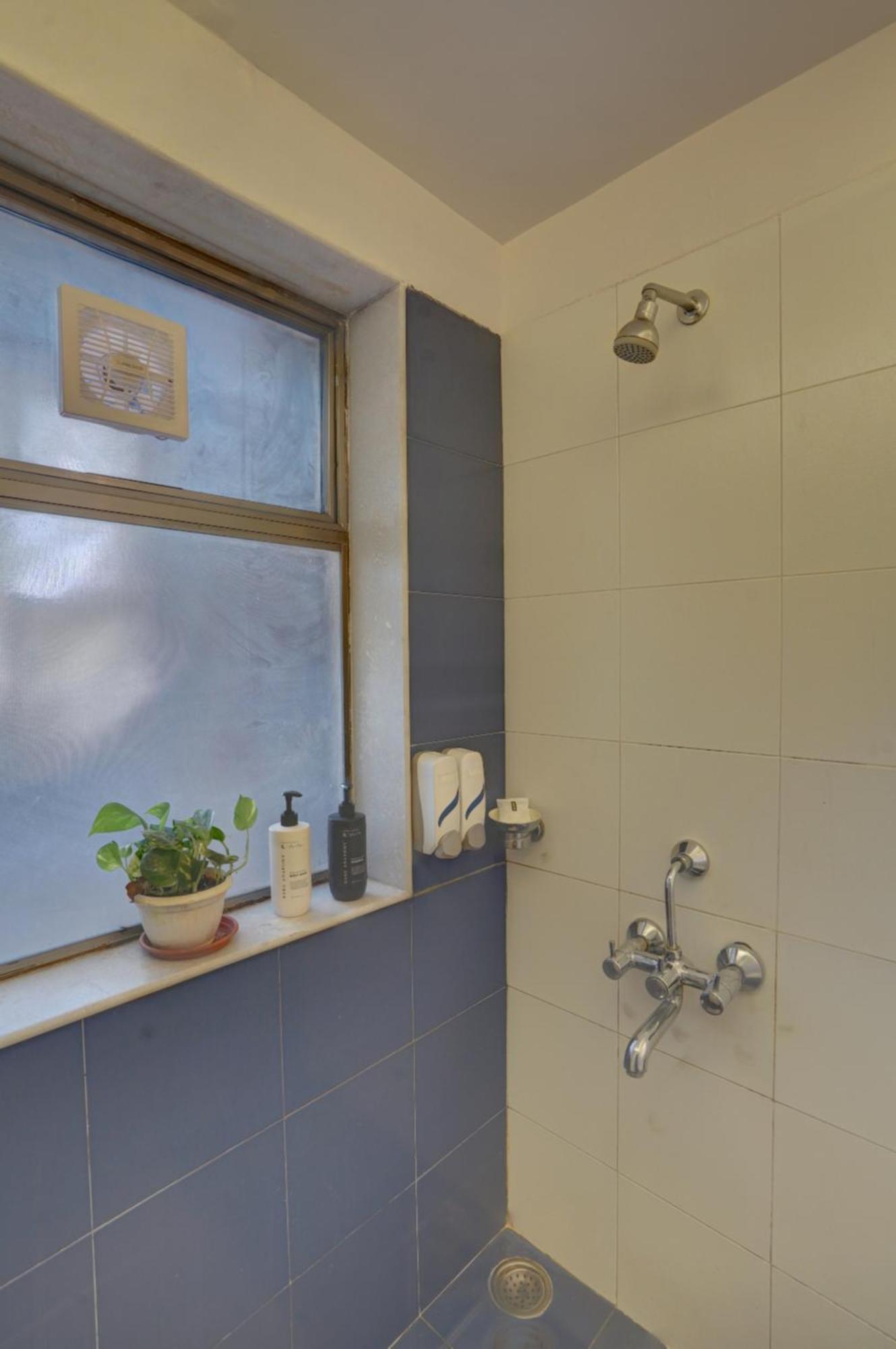 Villa Alaya Adarsh Elegant 3-bhk With Private Pool