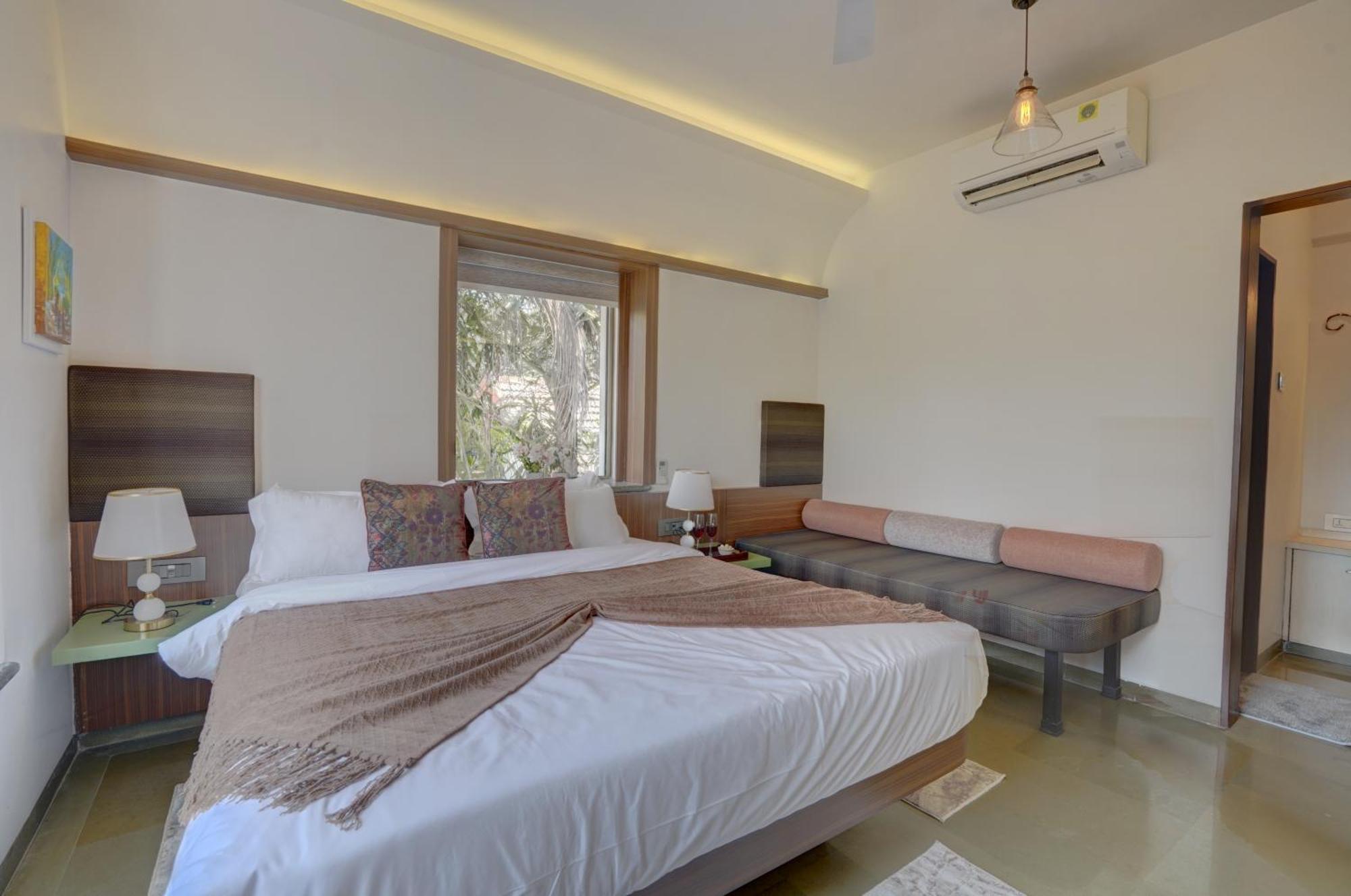 Alaya Adarsh Elegant 3-bhk With Private Pool