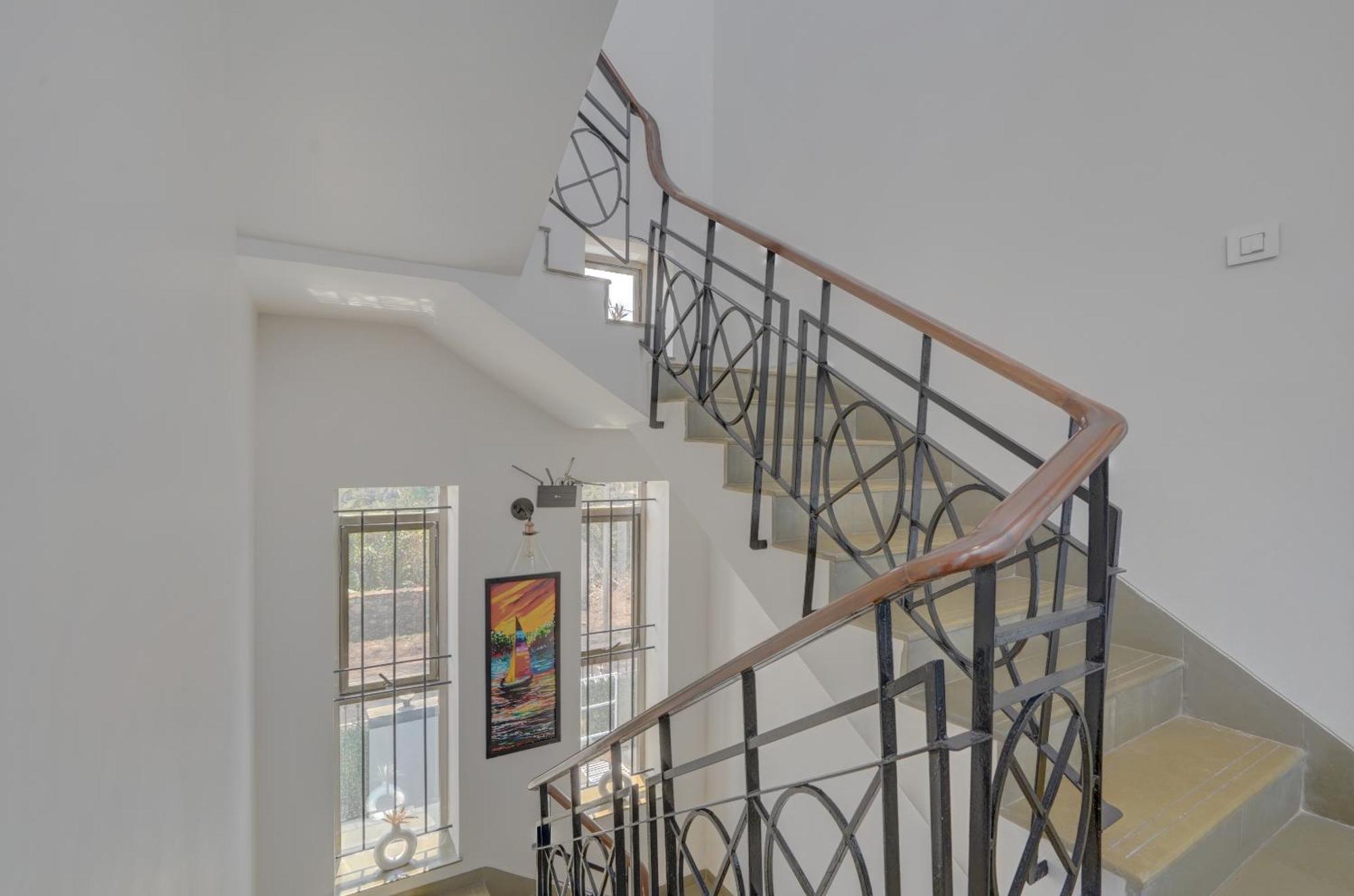 Alaya Adarsh Elegant 3-bhk With Private Pool Villa Lonavala
