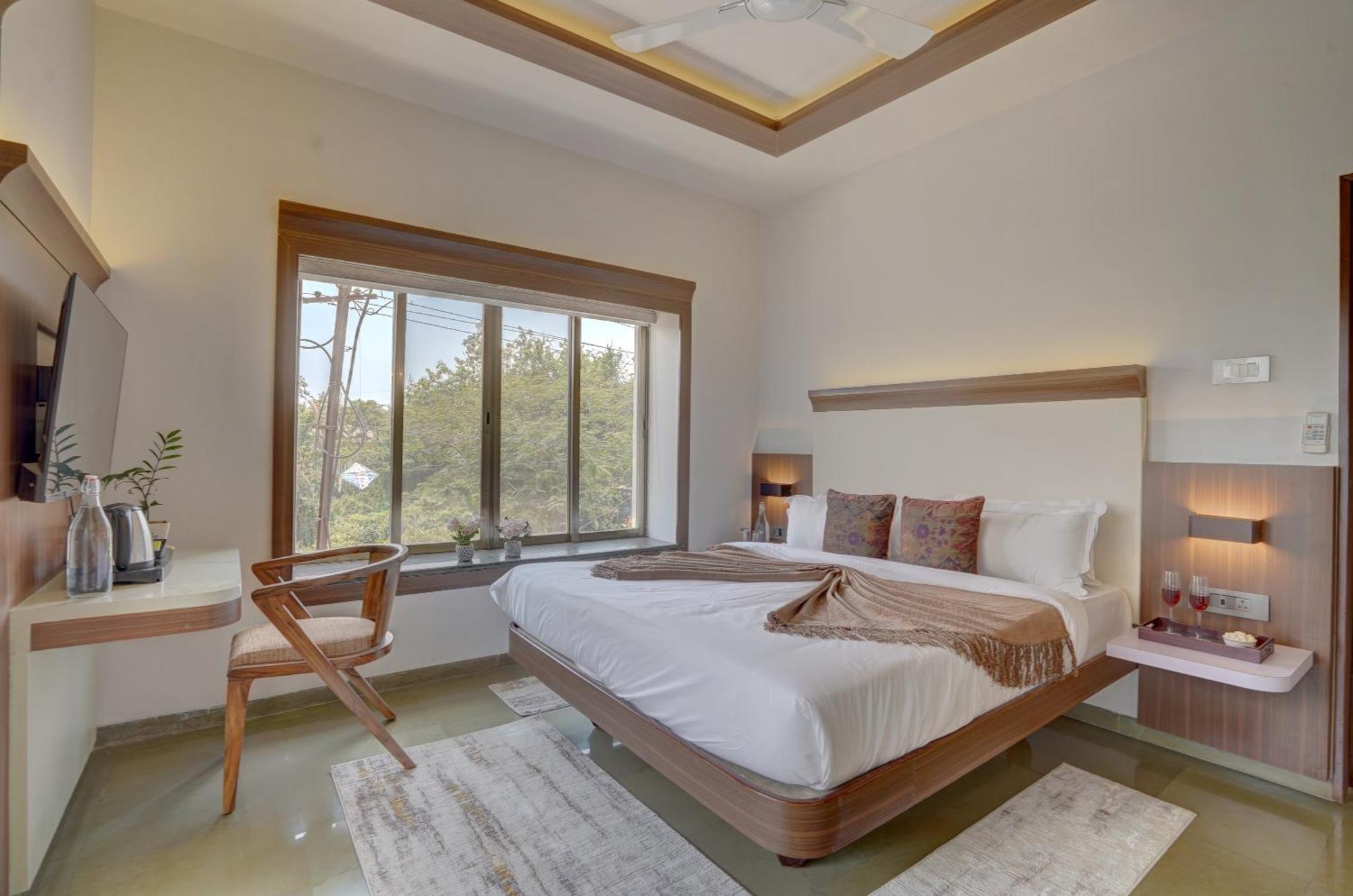 Alaya Adarsh Elegant 3-bhk With Private Pool * Lonavala