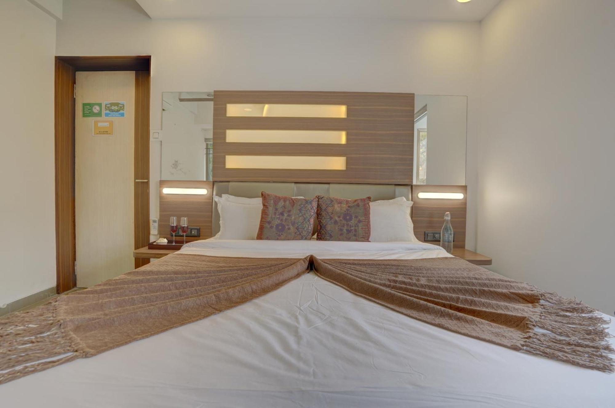 Alaya Adarsh Elegant 3-bhk With Private Pool Villa