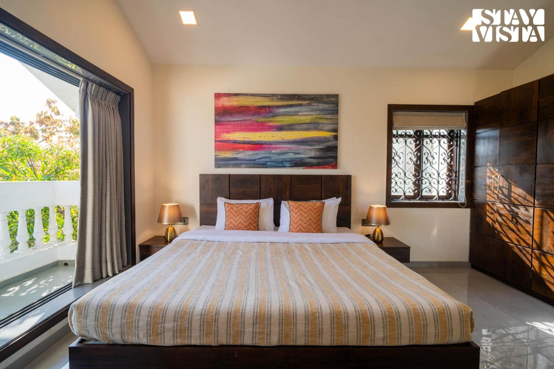 Stayvista At Tesoro With Outdoor Pool, Wifi Villa *
