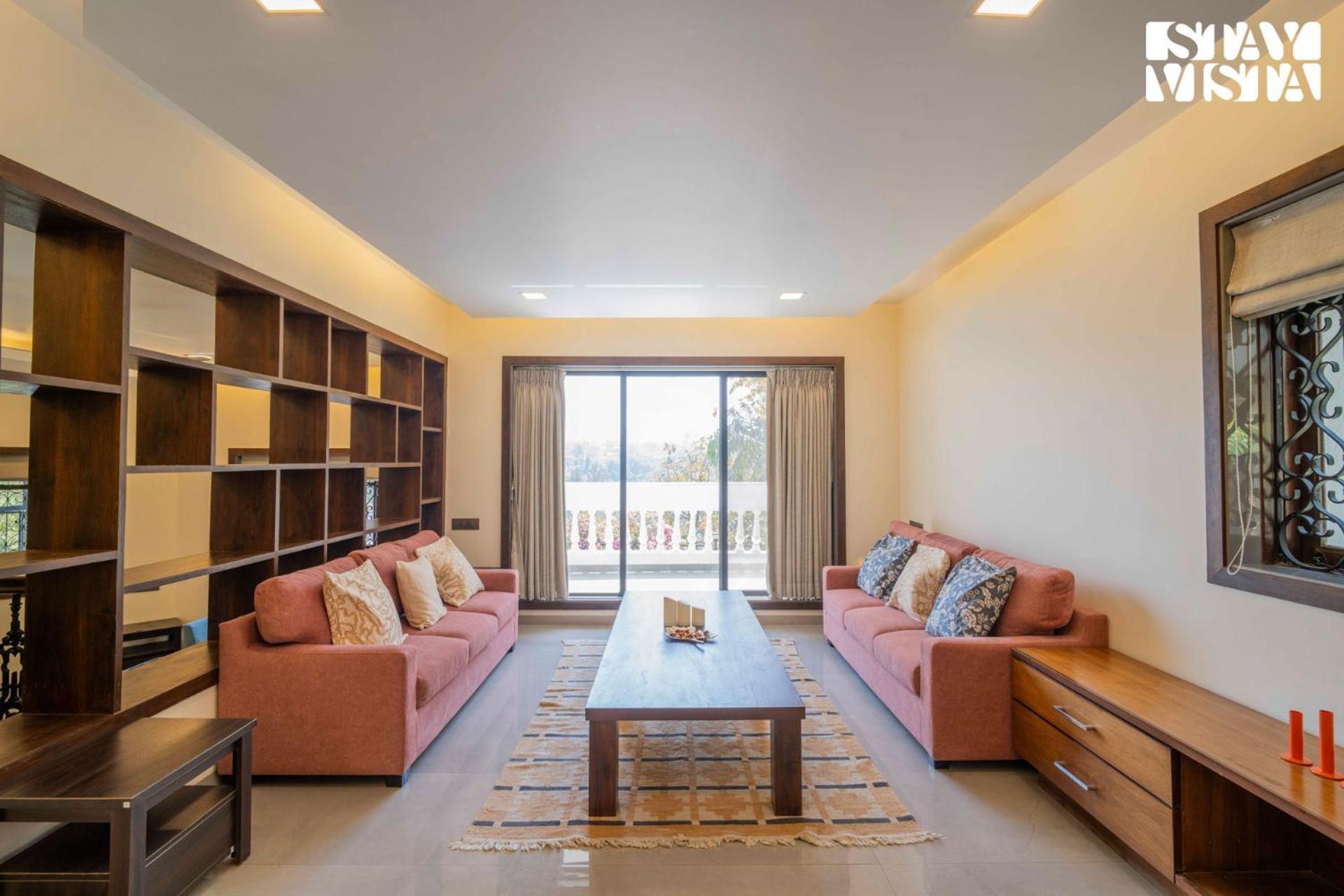 Villa Stayvista At Tesoro With Outdoor Pool, Wifi