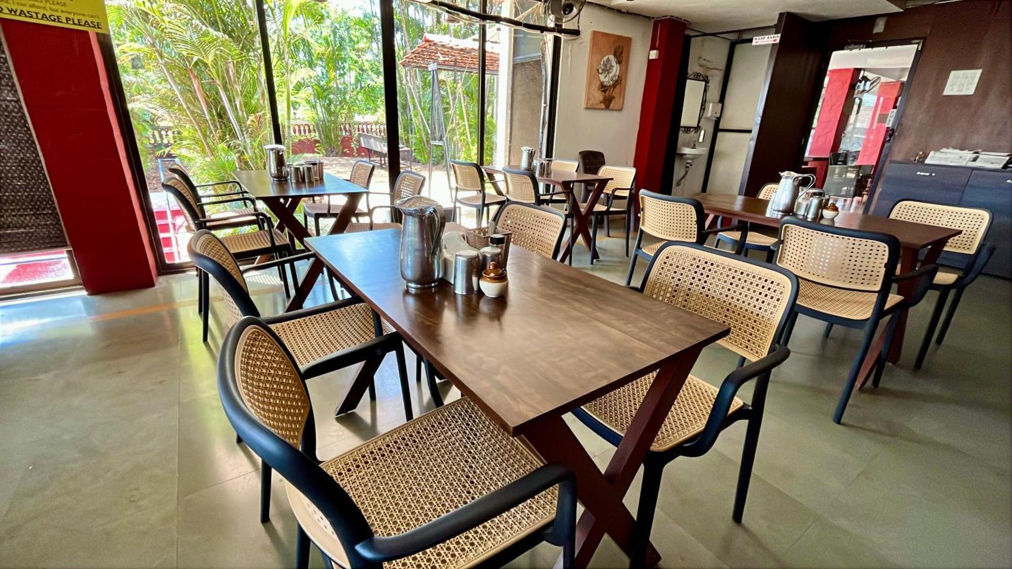 Girivihar Club - Pure Veg Resort 3*