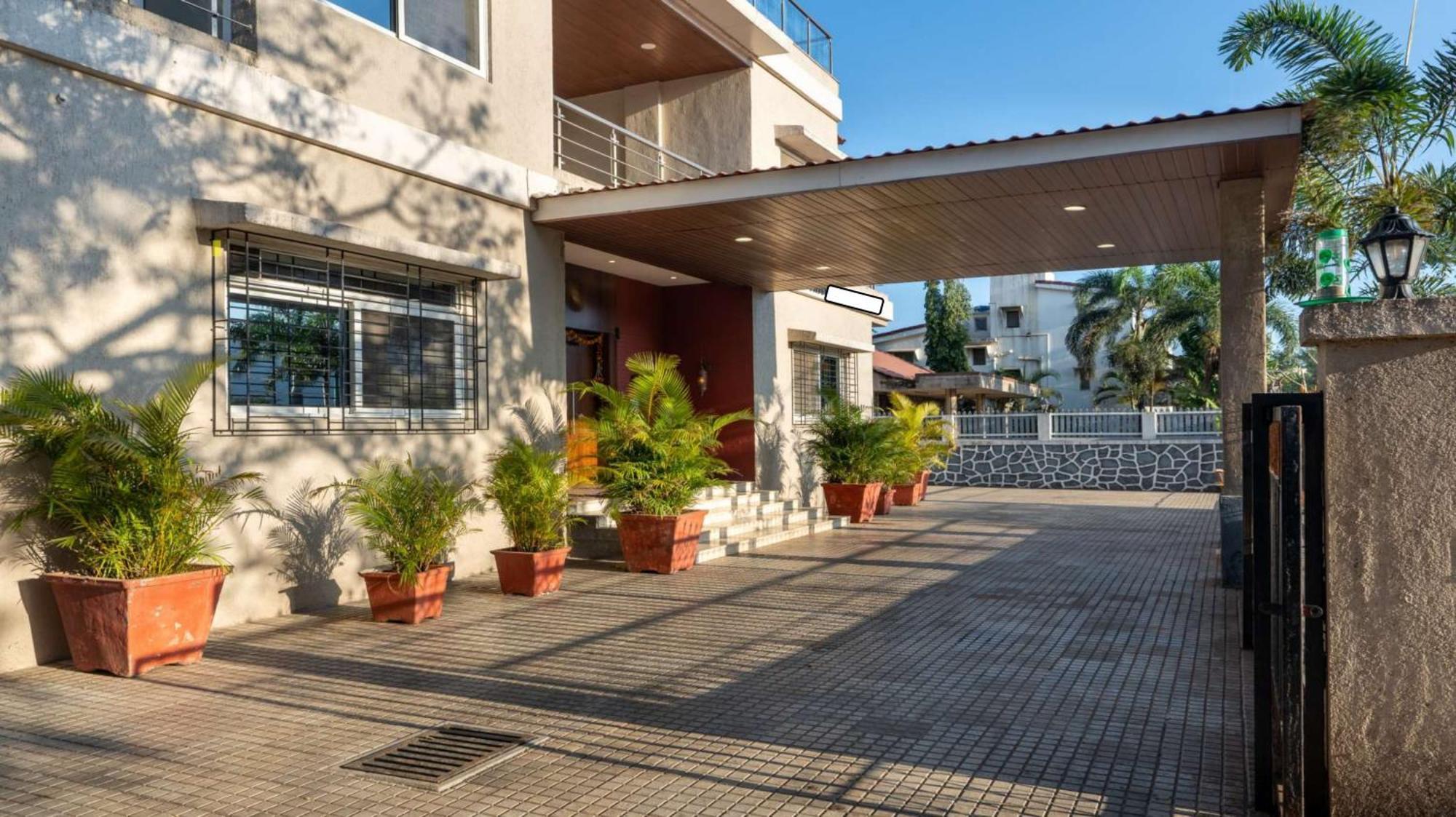Casa Luxury 5Bhk Villa *