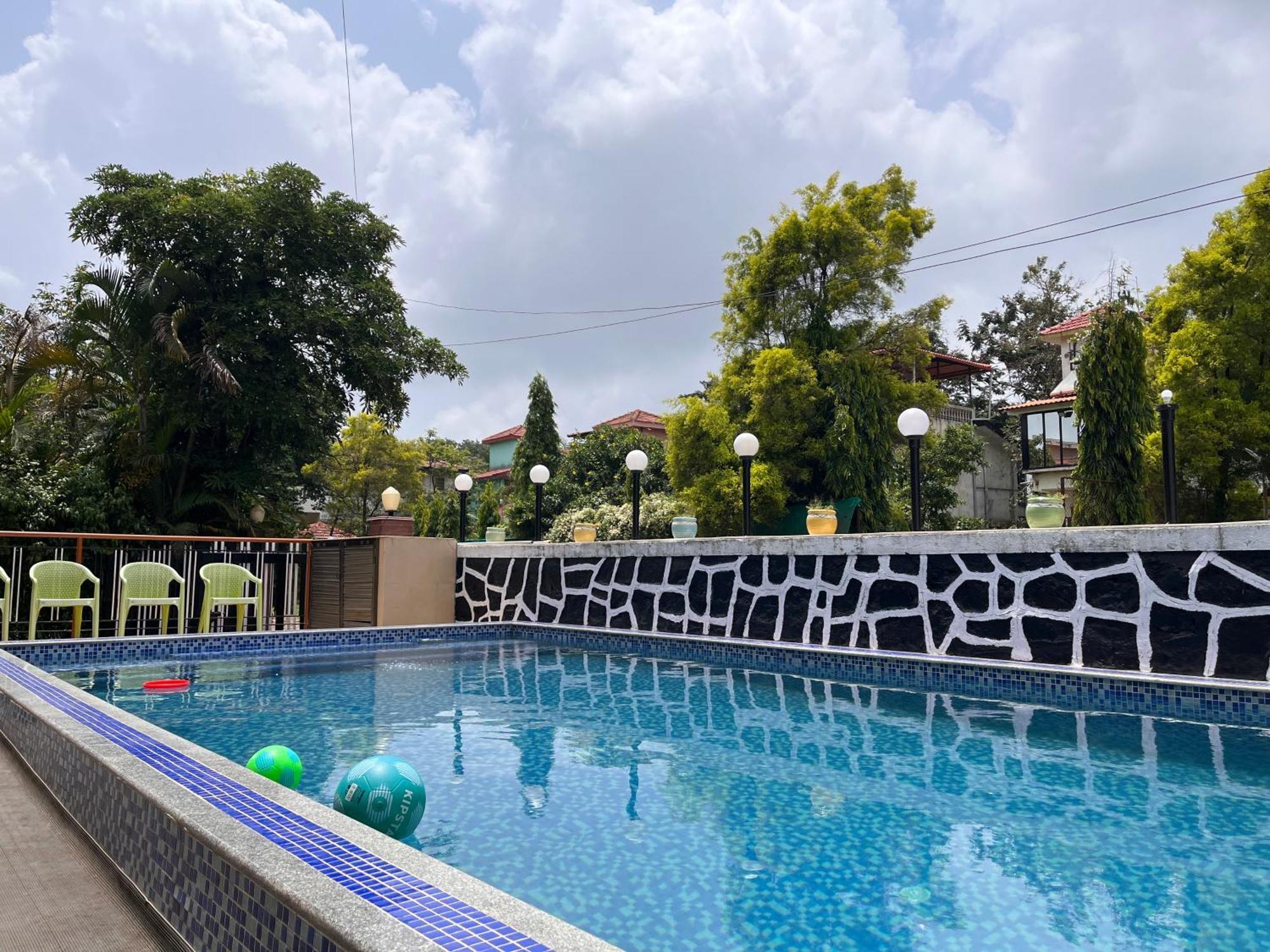 Royal 1 - 2bhk With Pvt Swimming Pool Lonavala