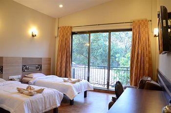 Zaras Khandala Resort