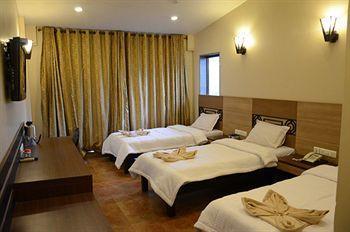 Zaras Khandala Resort 3*