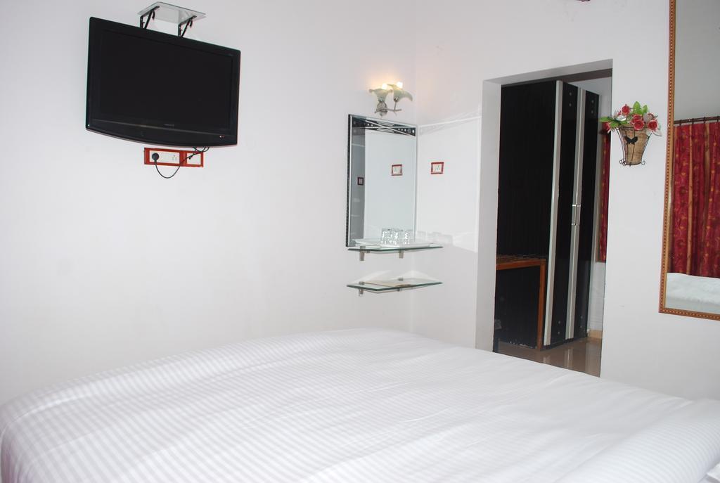 Resort Whispering Woods Resort-lonavala Lonavala