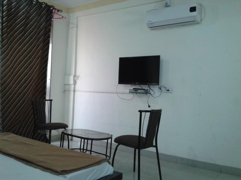 Hotel Om Palace