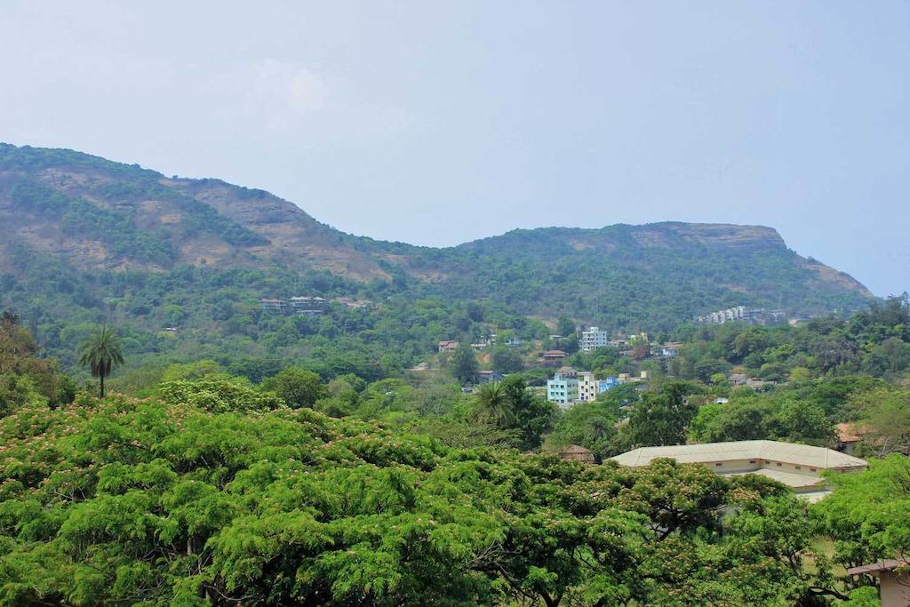Hotel Fabhotel Royal Park Lonavala