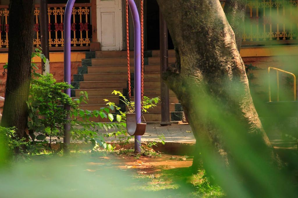 Hotel Fabhotel Royal Park