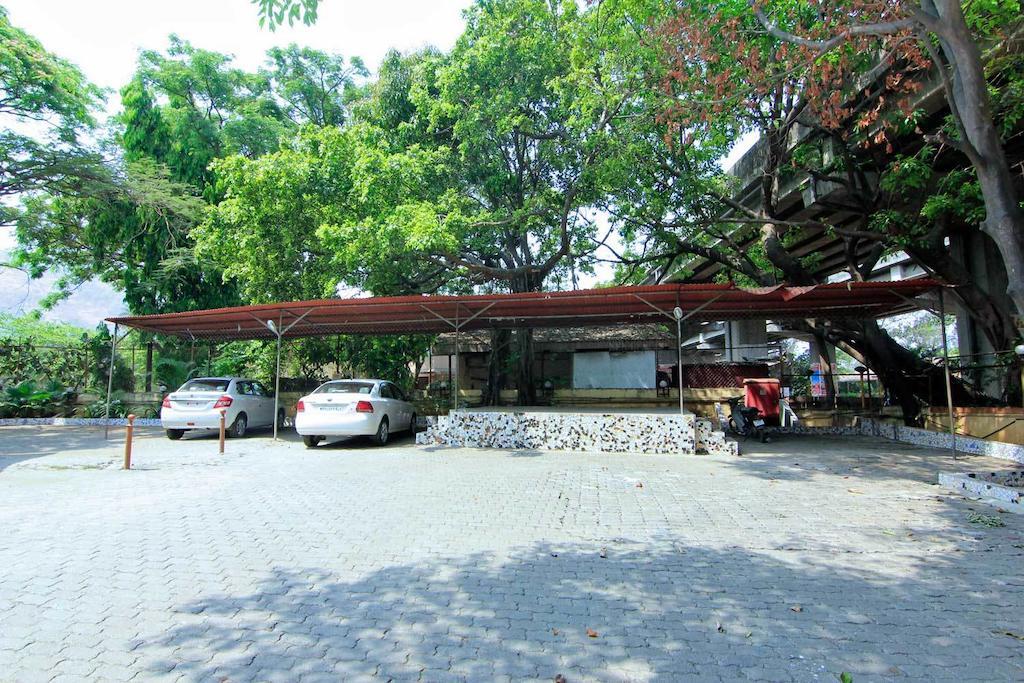 Fabhotel Royal Park Hotel 2*