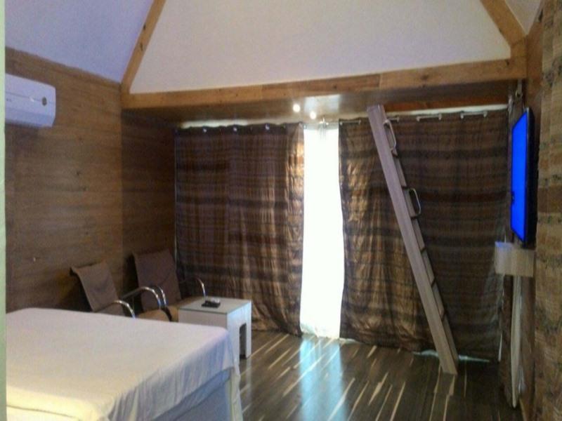 Resort Rumourss Sky &