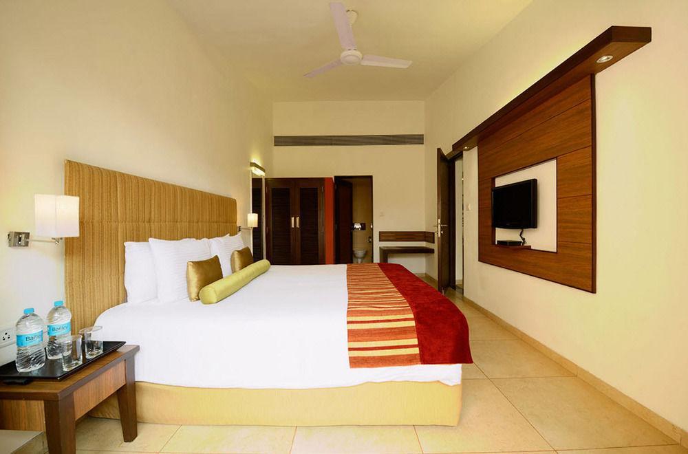 The Dukes Retreat Khandala Resort 5*