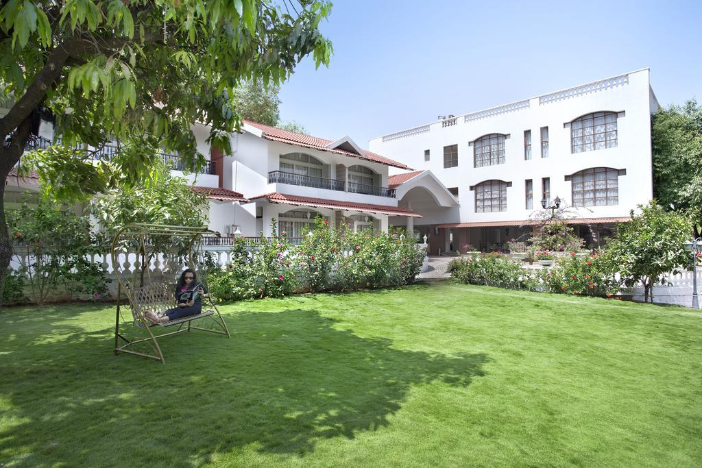 San Lawrenz Resort
