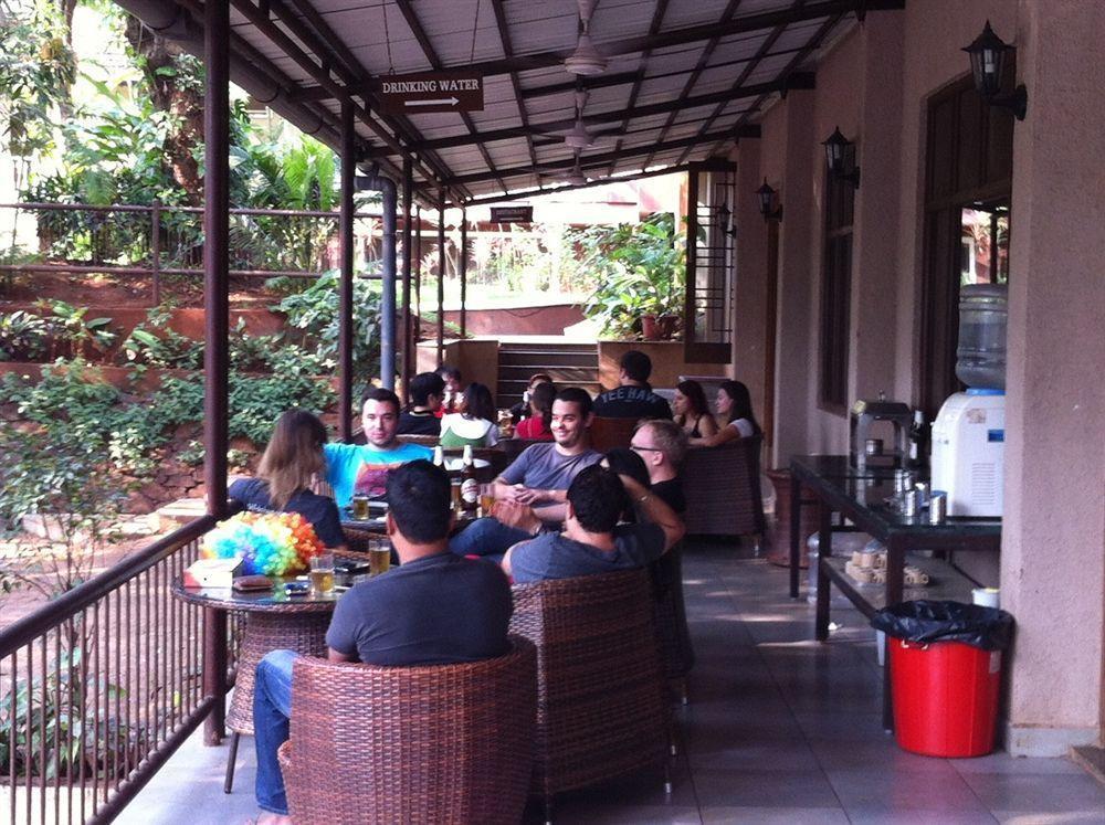 Resort Zaras Khandala 3*