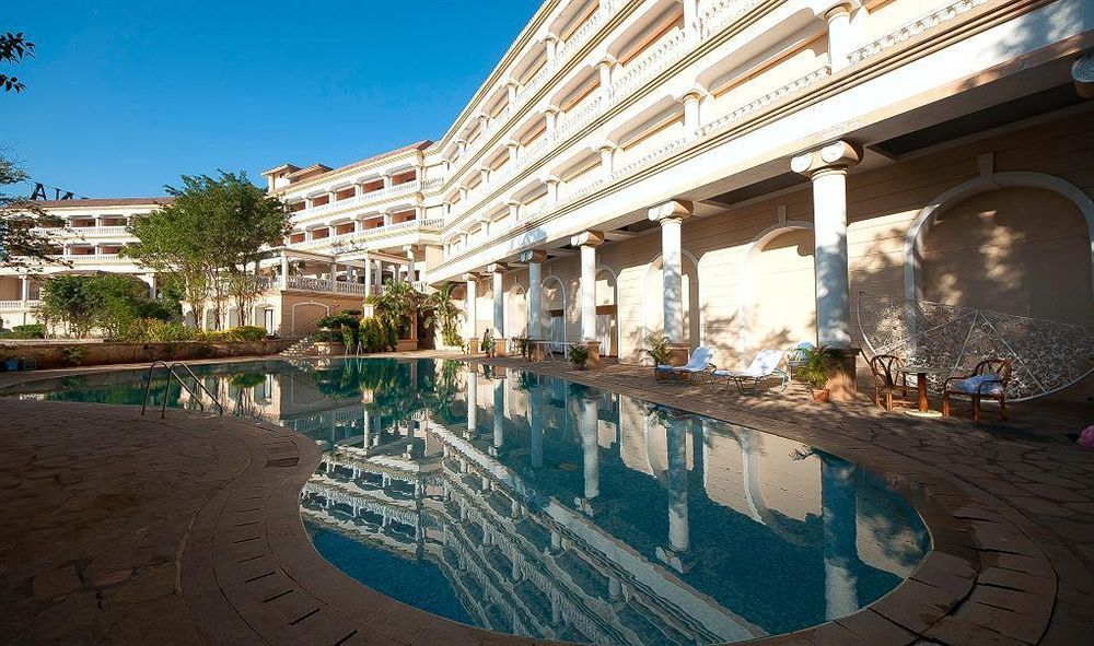 The Lagoona Resort 4*
