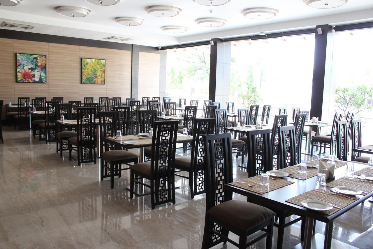 Grand Visava Hotel
