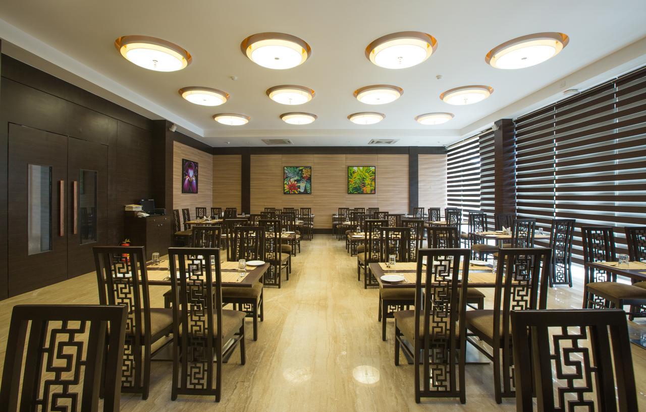 Grand Visava Hotel