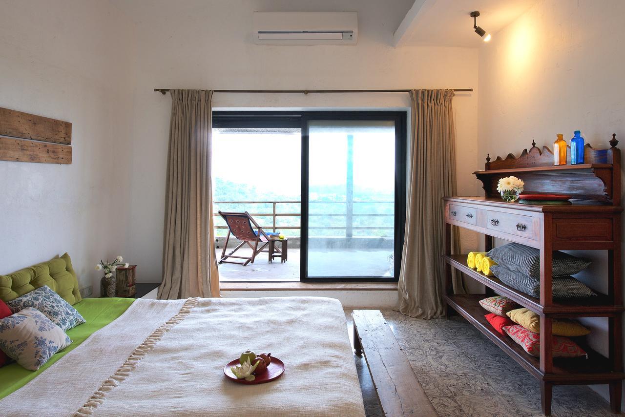 89: Stayvista's Hill-view With Eclectic Interiors Villa