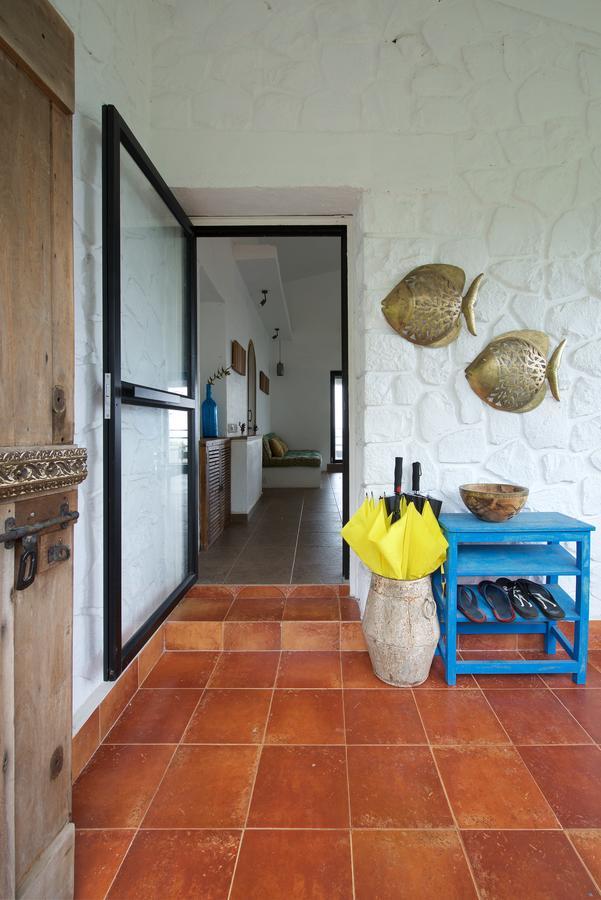 89: Stayvista's Hill-view With Eclectic Interiors Lonavala