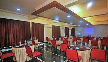 The Metropole Hotel Lonavala