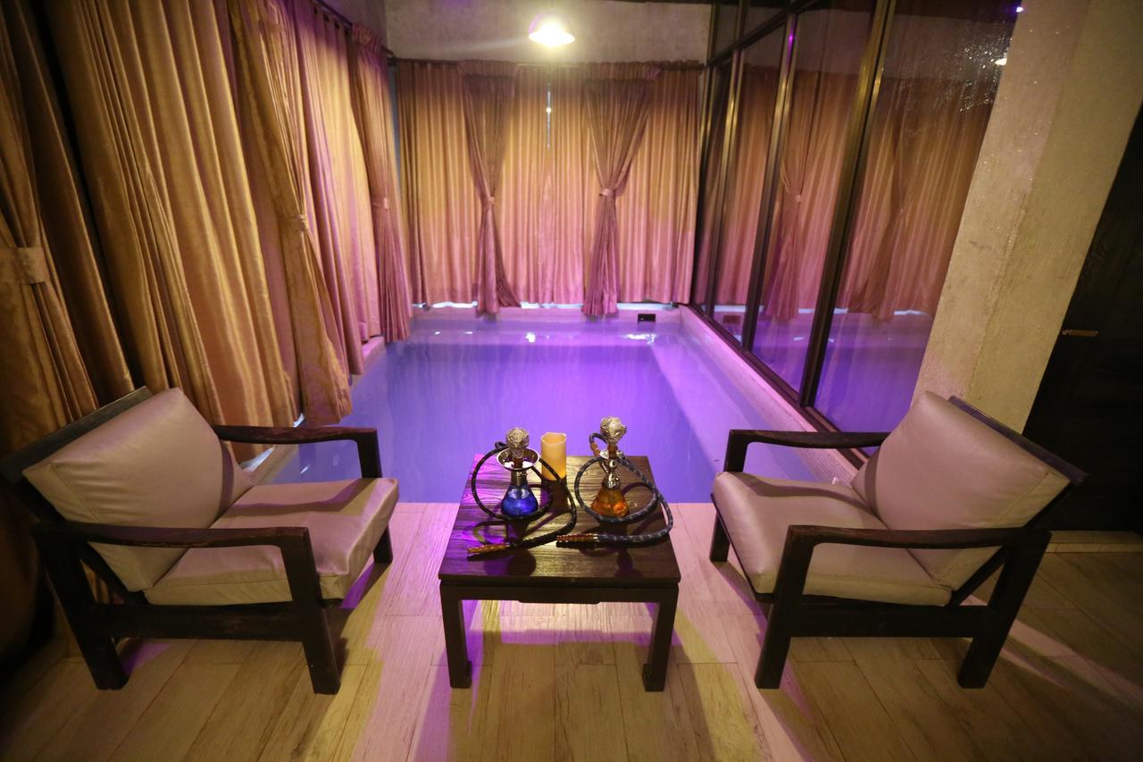 Hotel Kino Lakeside Chalet *