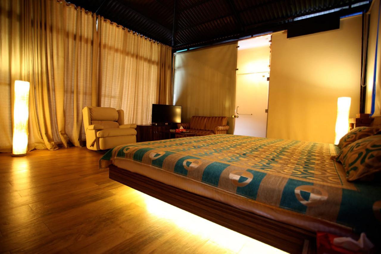 Hotel Kino Lakeside Chalet *