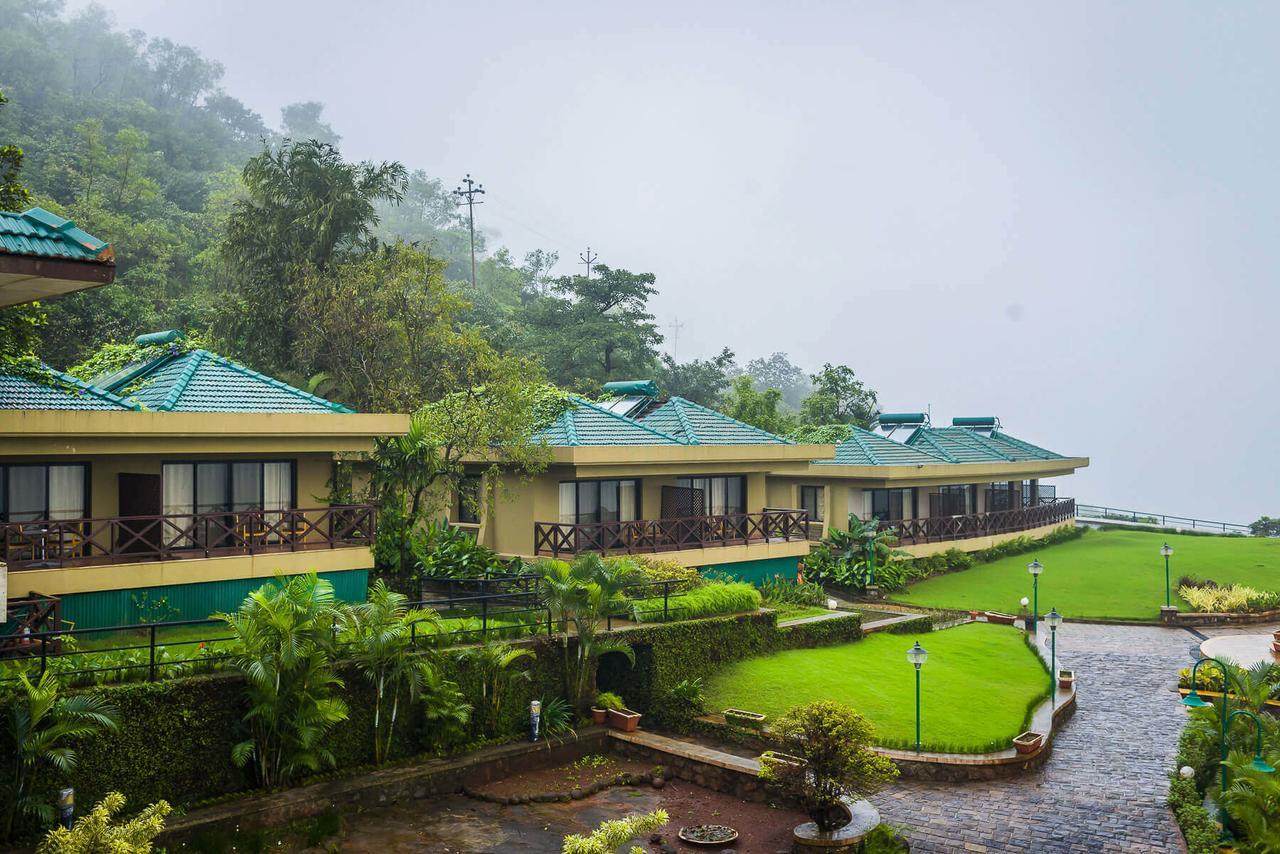 Upper Deck - And Relax At The Highest Peak