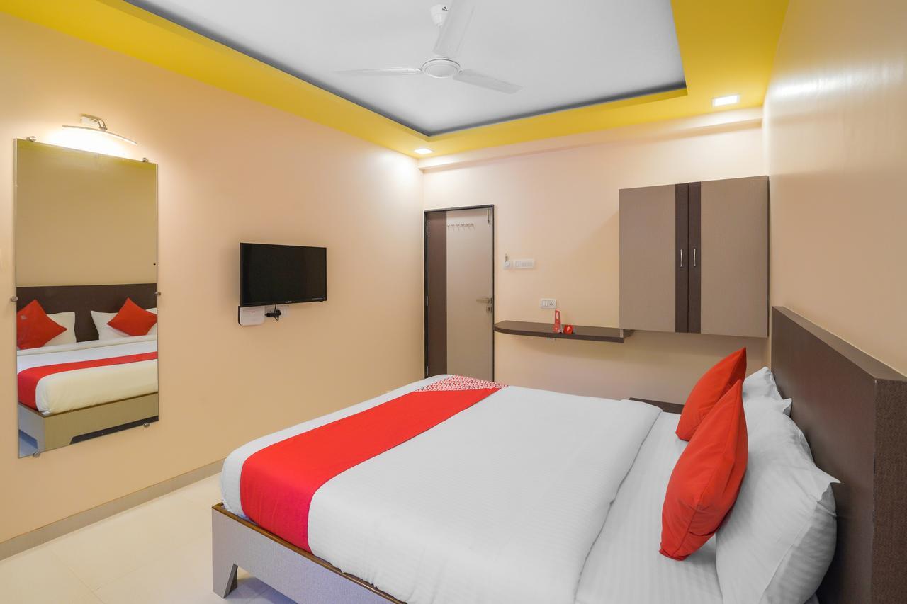 Oyo 13150 Mangal Residency