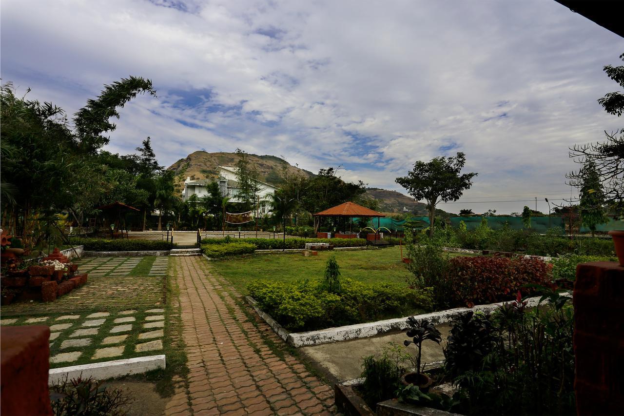 Oyo 5744 Elegance By Inspire Hotel 4*