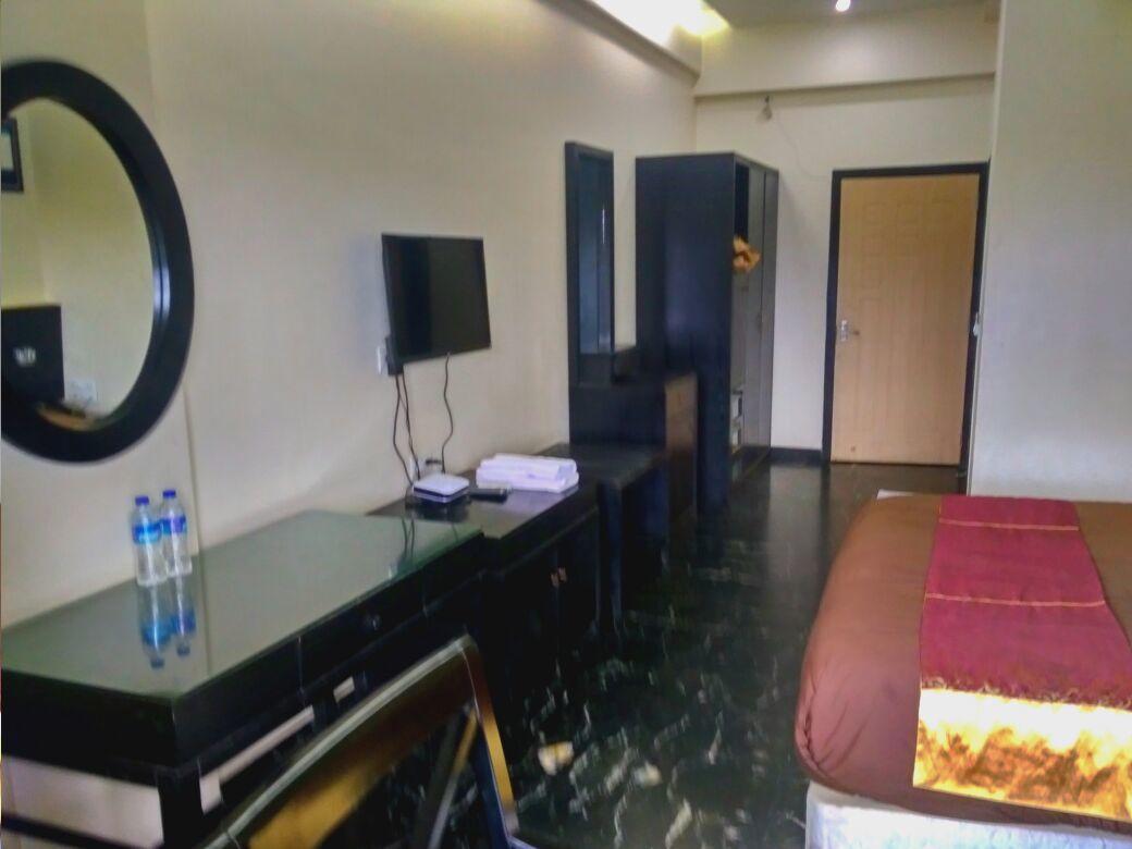 Hotel Aristro Lonavala