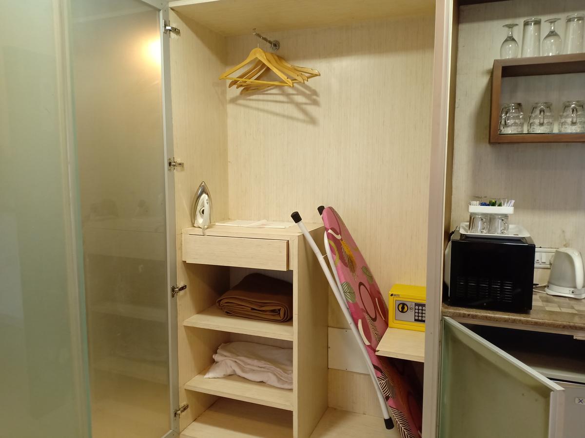 Chandralok Hotel 3*