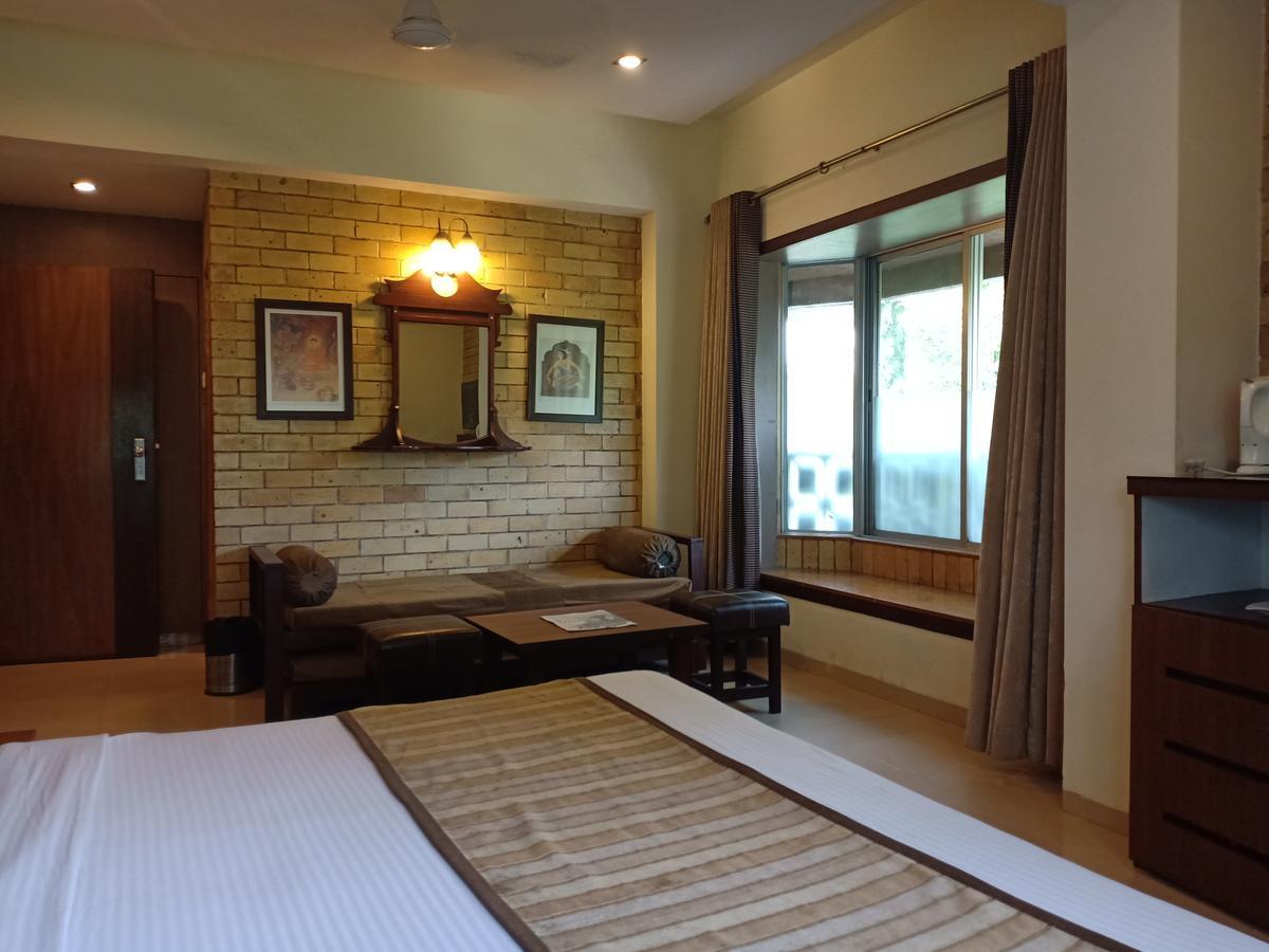 Chandralok Hotel