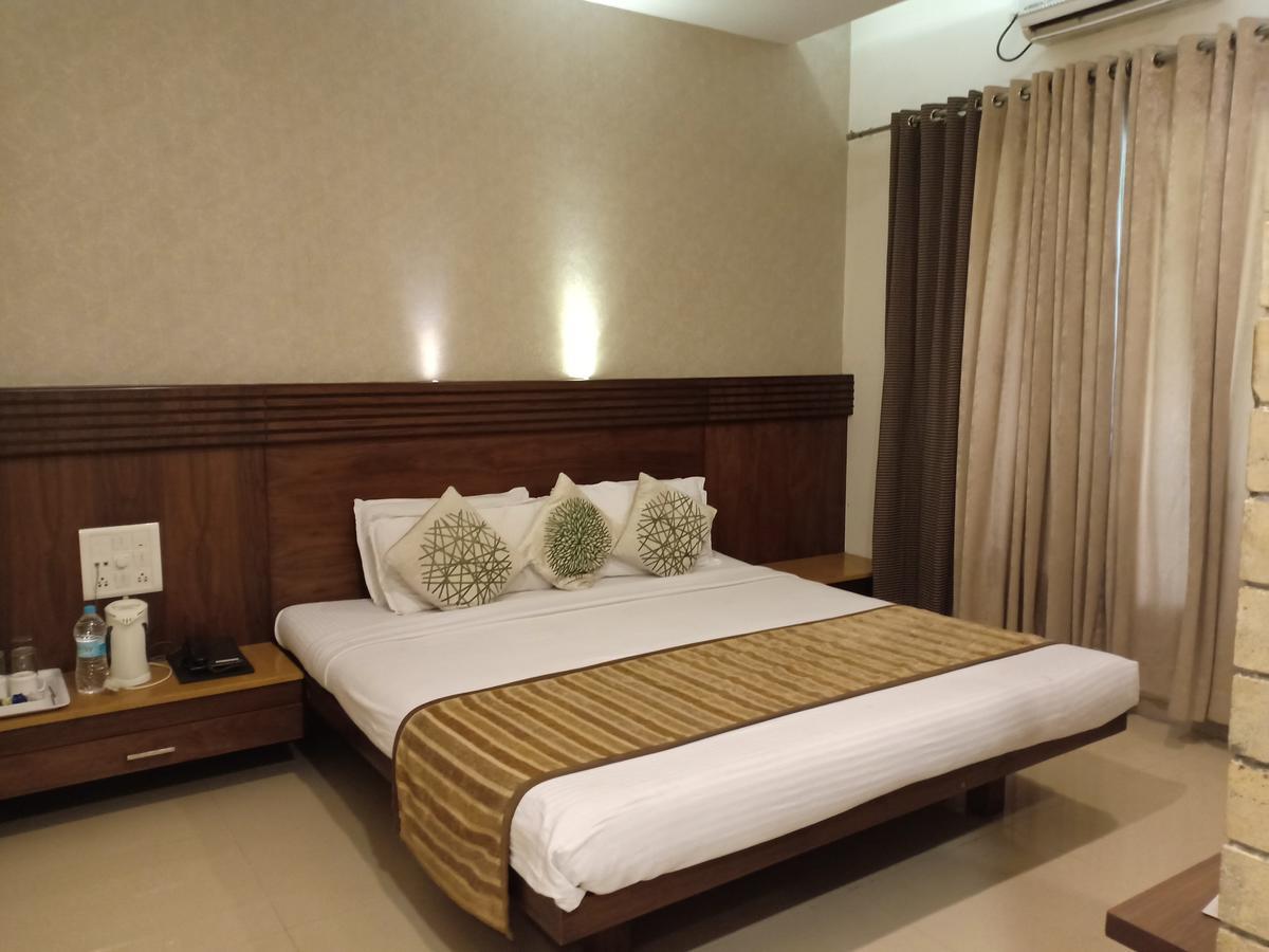 Hotel Chandralok Lonavala
