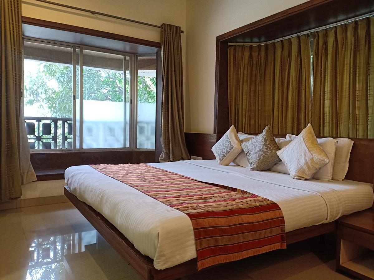 Chandralok Hotel Lonavala